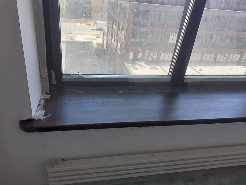 прямой подоконник из дуба с конвекцией